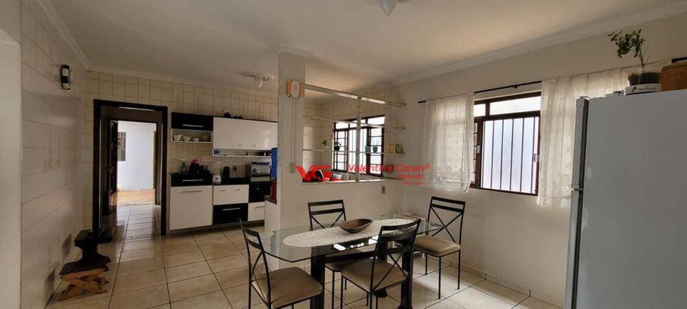 Casa, 3 quartos, 193 m² - Foto 3