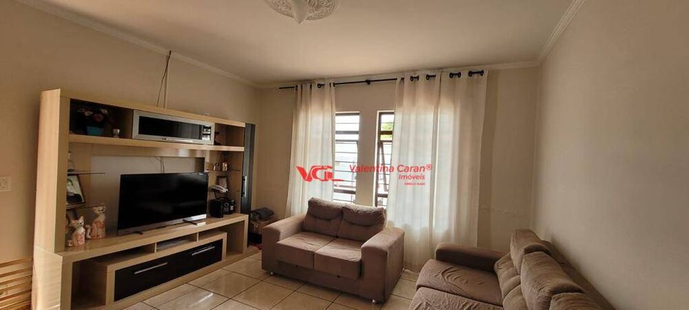 Casa, 3 quartos, 193 m² - Foto 2