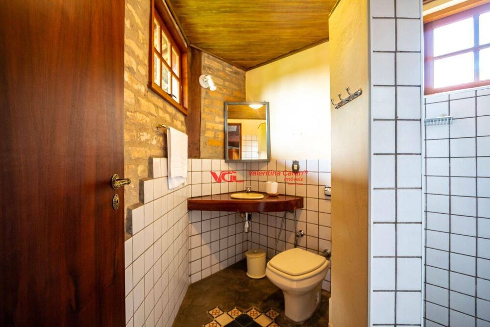 Chácara, 6 quartos, 2280 m² - Foto 2