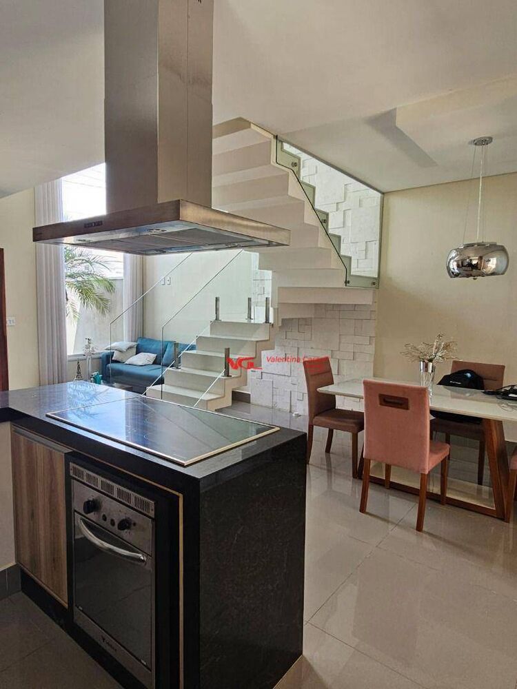 Sobrado, 3 quartos, 149 m² - Foto 1
