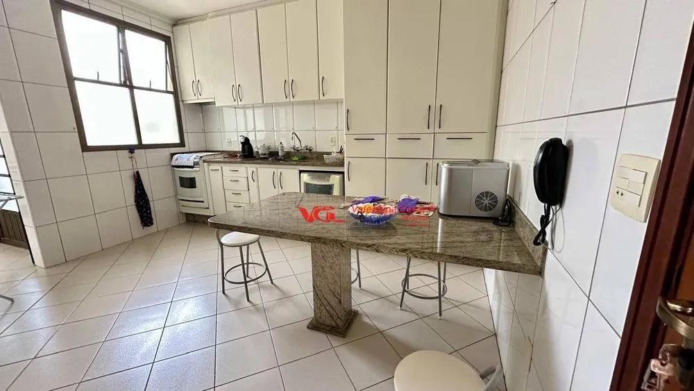 Sobrado, 4 quartos, 310 m² - Foto 5