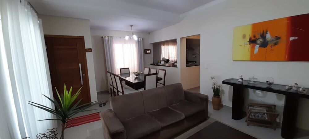 Sobrado, 3 quartos, 192 m² - Foto 1