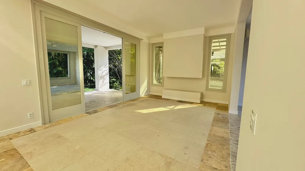 Sobrado, 6 quartos, 973 m² - Foto 4
