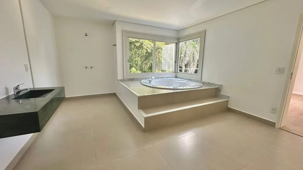 Sobrado, 6 quartos, 973 m² - Foto 9