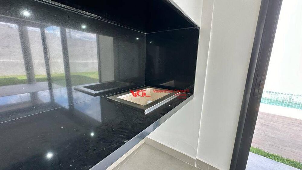 Sobrado, 3 quartos, 343 m² - Foto 1