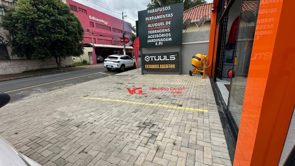 Loja-Salão para alugar, 233m² - Foto 1
