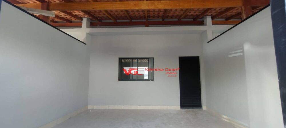 Casa à venda com 2 quartos, 81m² - Foto 1