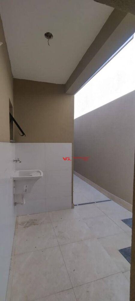 Casa à venda com 2 quartos, 81m² - Foto 8