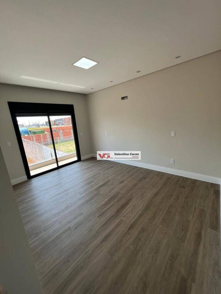 Sobrado, 3 quartos, 329 m² - Foto 2