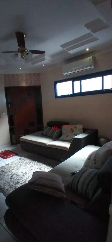 Casa, 3 quartos, 100 m² - Foto 2