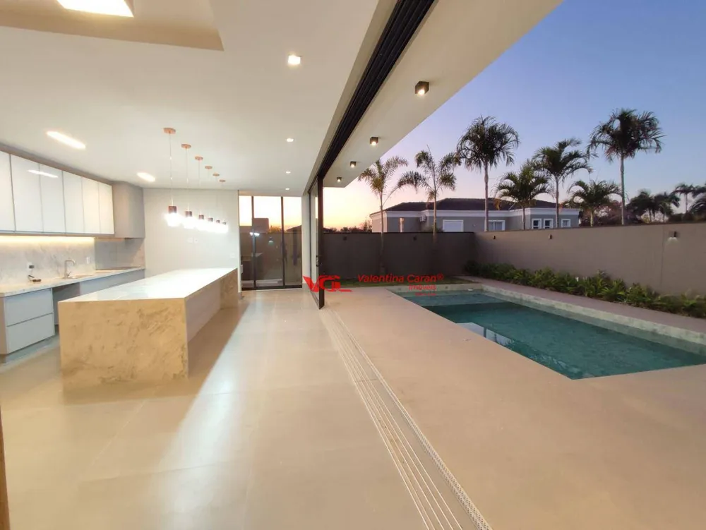 Sobrado, 5 quartos, 450 m² - Foto 1