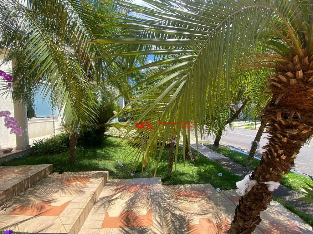 Sobrado, 3 quartos, 320 m² - Foto 1