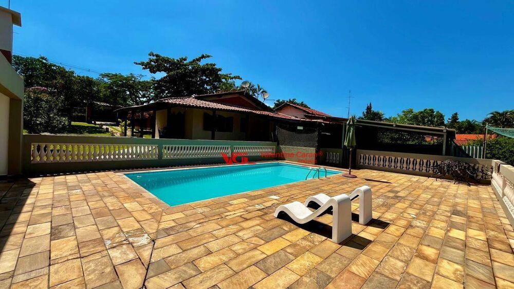 Chácara, 4 quartos, 2500 m² - Foto 1