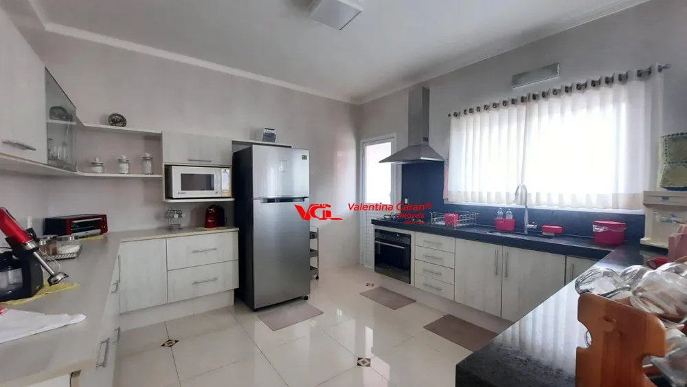 Casa, 3 quartos, 298 m² - Foto 4