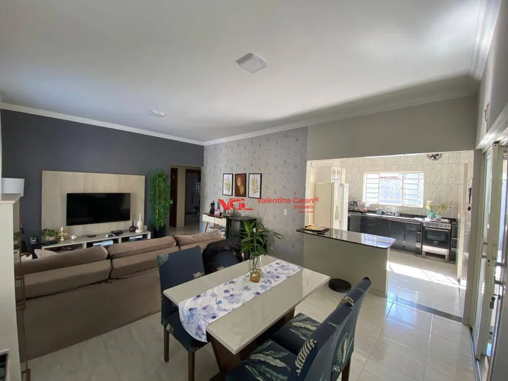 Casa, 3 quartos, 175 m² - Foto 2