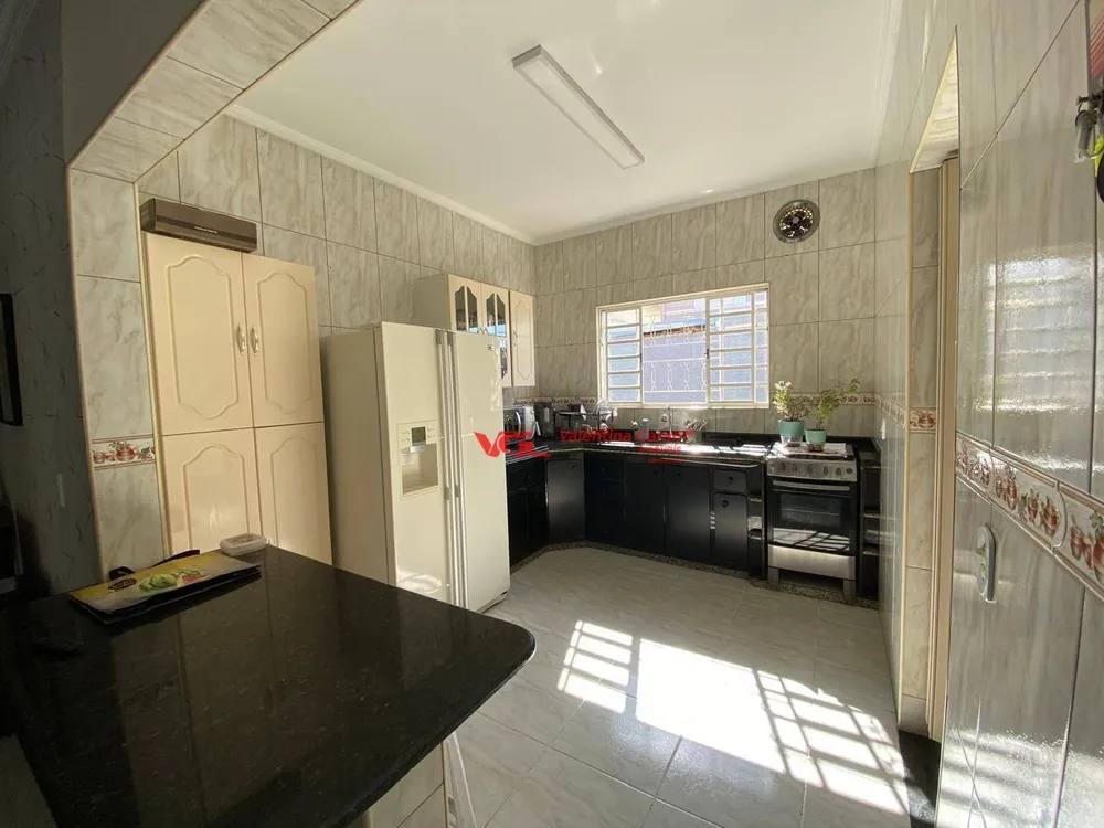Casa, 3 quartos, 175 m² - Foto 8
