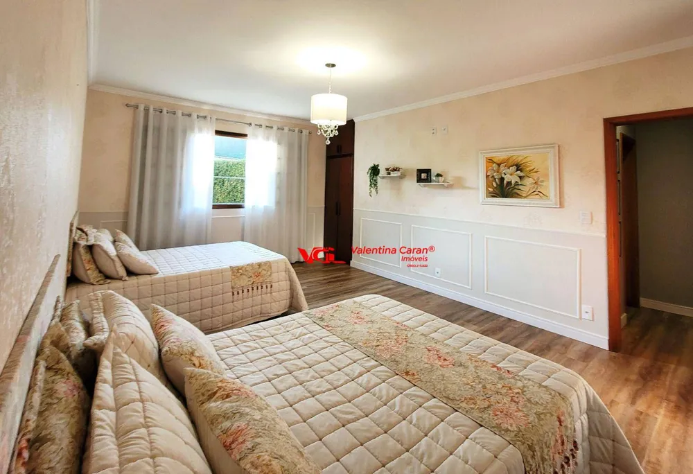 Chácara, 3 quartos, 2950 m² - Foto 2