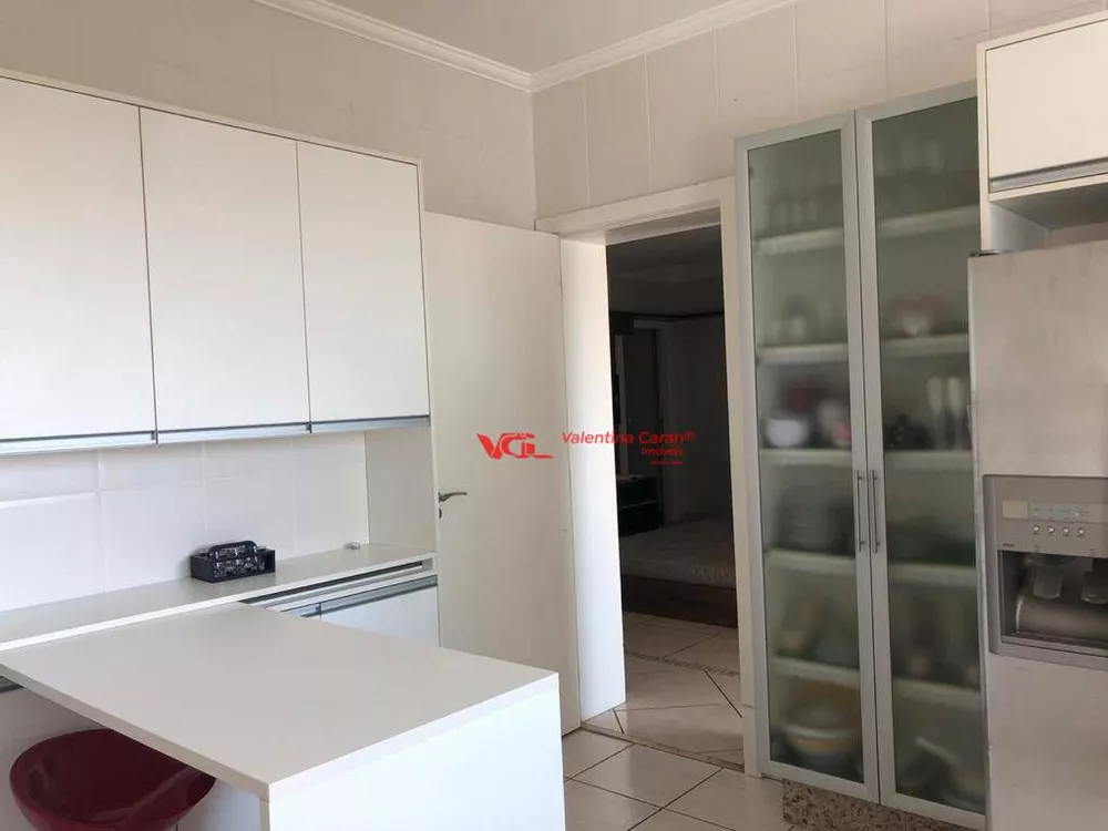 Apartamento à venda com 4 quartos, 171m² - Foto 8