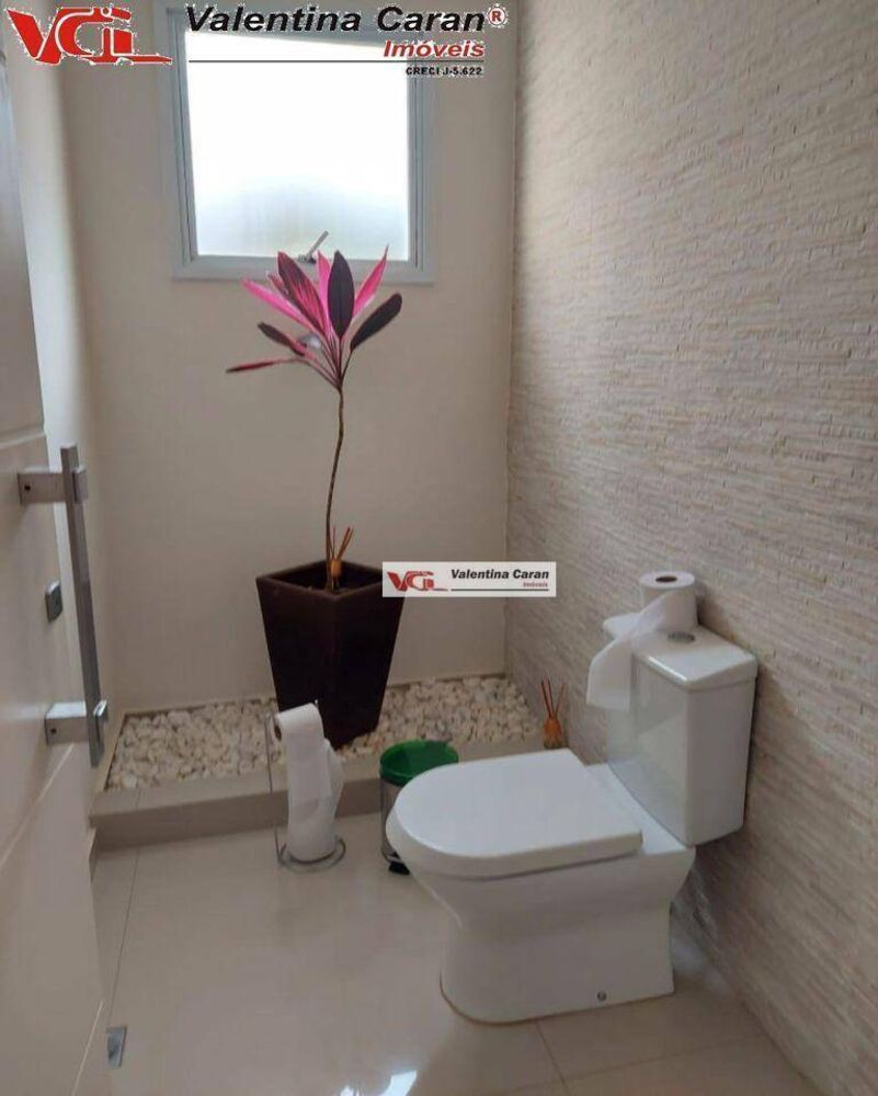 Chácara, 5 quartos, 3000 m² - Foto 1