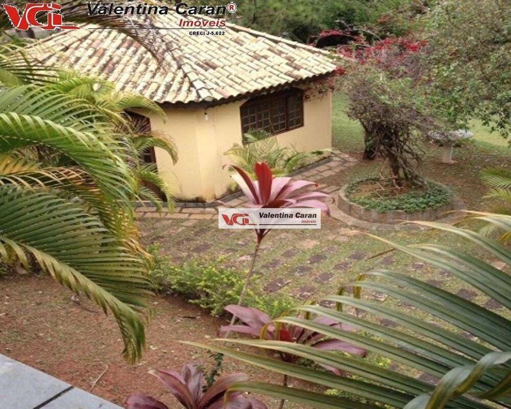 Chácara à venda com 3 quartos, 250m² - Foto 3