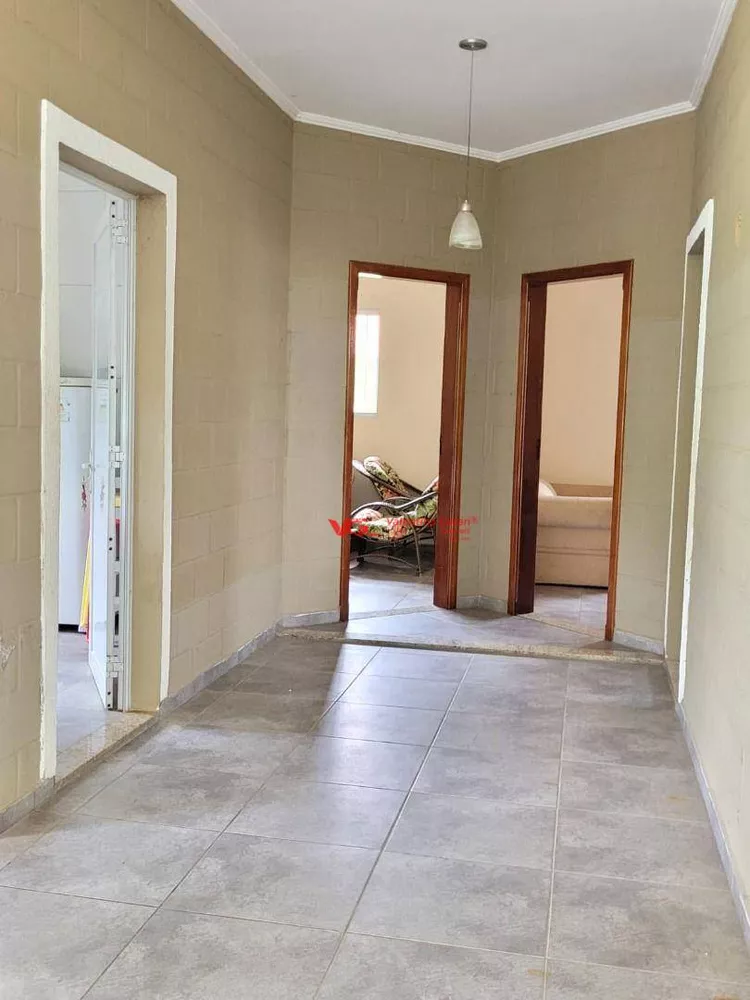 Chácara à venda com 2 quartos, 244m² - Foto 4