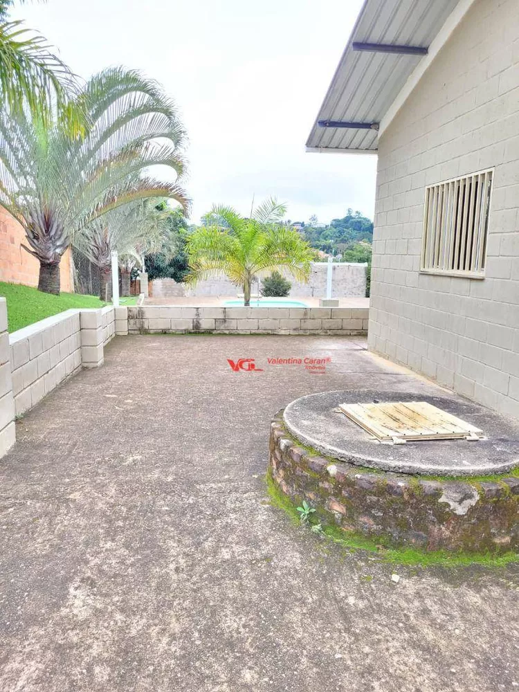 Chácara à venda com 2 quartos, 244m² - Foto 11