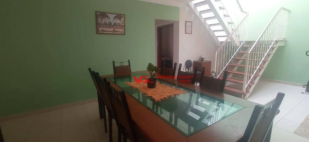 Sobrado, 4 quartos, 270 m² - Foto 2