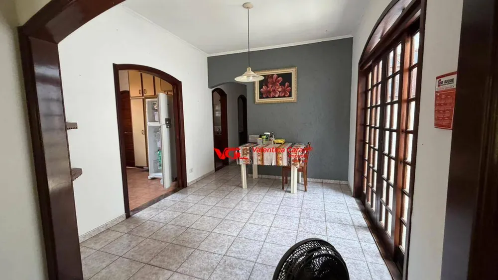Casa, 3 quartos, 199 m² - Foto 4