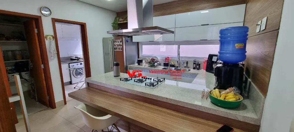 Sobrado, 5 quartos, 288 m² - Foto 3
