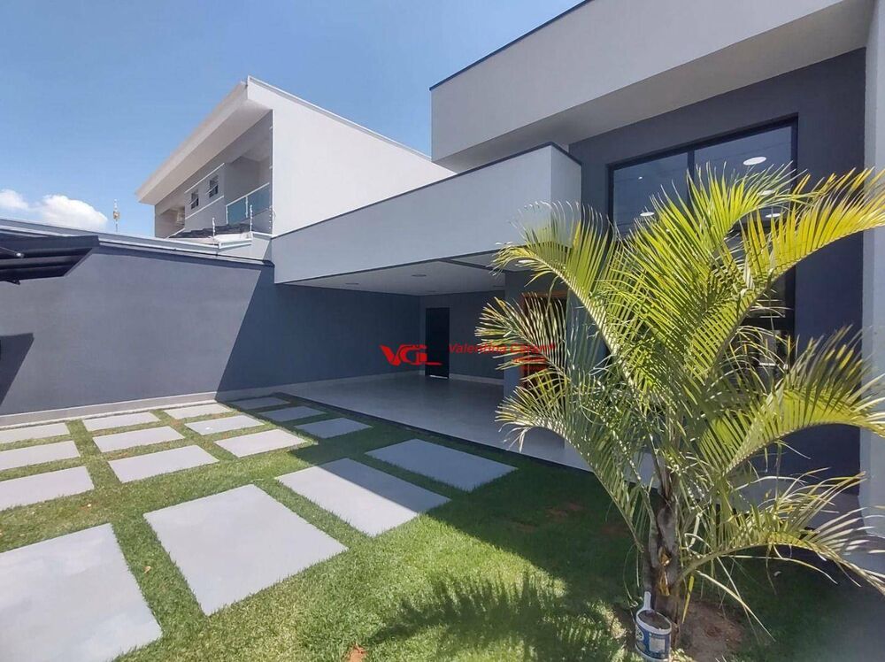 Casa à venda com 3 quartos, 160m² - Foto 1