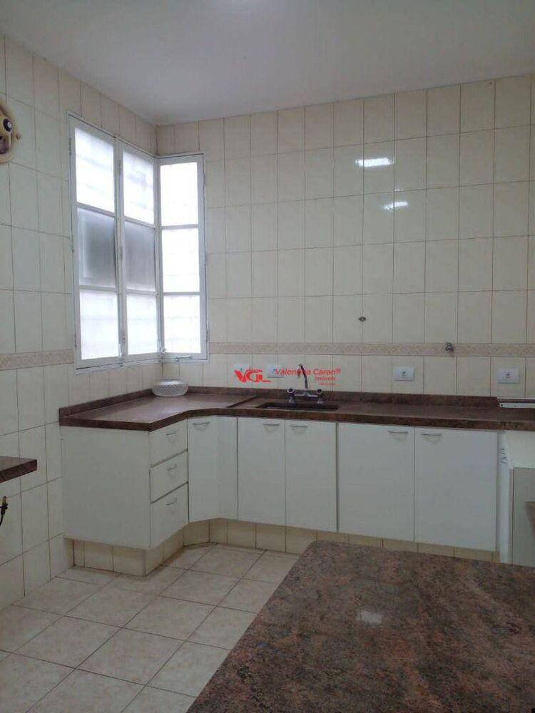 Sobrado, 3 quartos, 259 m² - Foto 1