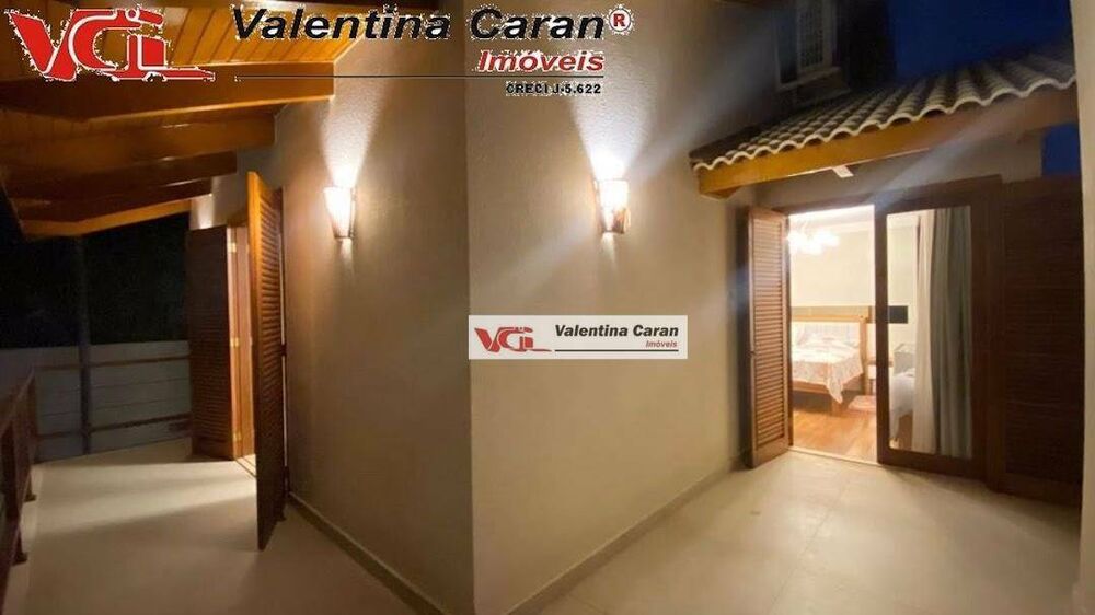 Sobrado, 3 quartos, 337 m² - Foto 1