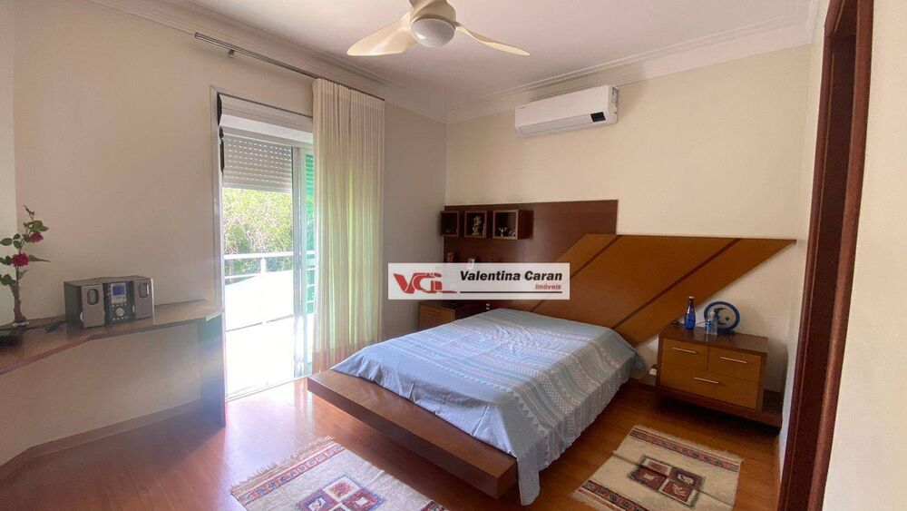 Sobrado, 3 quartos, 336 m² - Foto 2