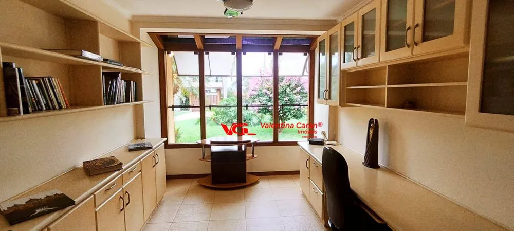 Chácara, 3 quartos, 670 m² - Foto 1
