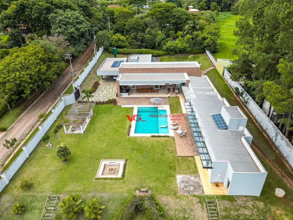 Chácara, 8 quartos, 5000 m² - Foto 1