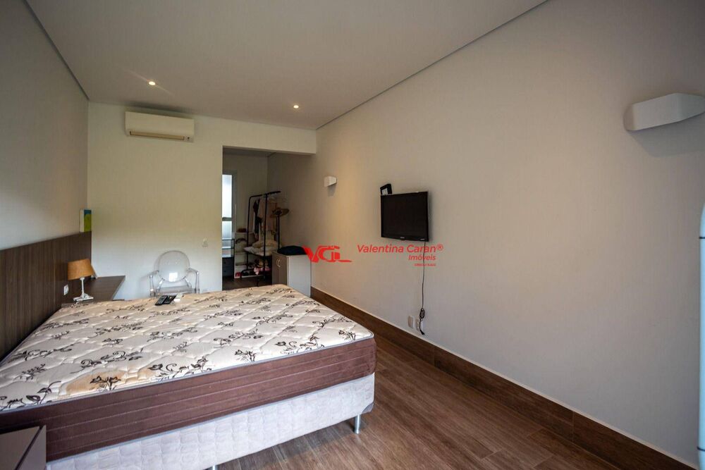 Chácara, 8 quartos, 5000 m² - Foto 9