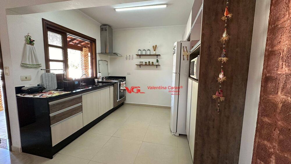 Chácara à venda com 6 quartos, 290m² - Foto 11