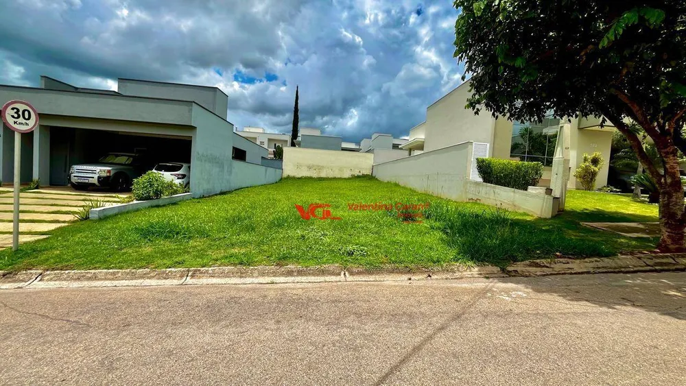 Loteamento e Condomínio, 354 m² - Foto 1