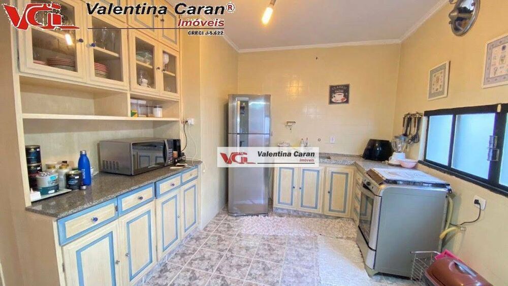 Casa, 3 quartos, 177 m² - Foto 1