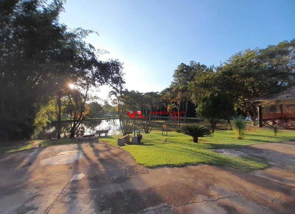Chácara à venda com 3 quartos, 309m² - Foto 9