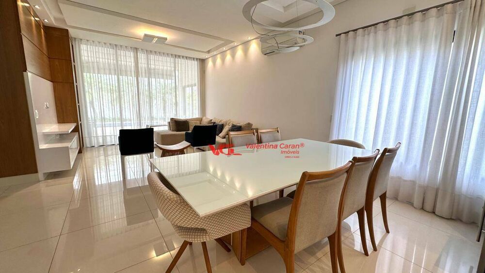 Sobrado, 4 quartos, 318 m² - Foto 1