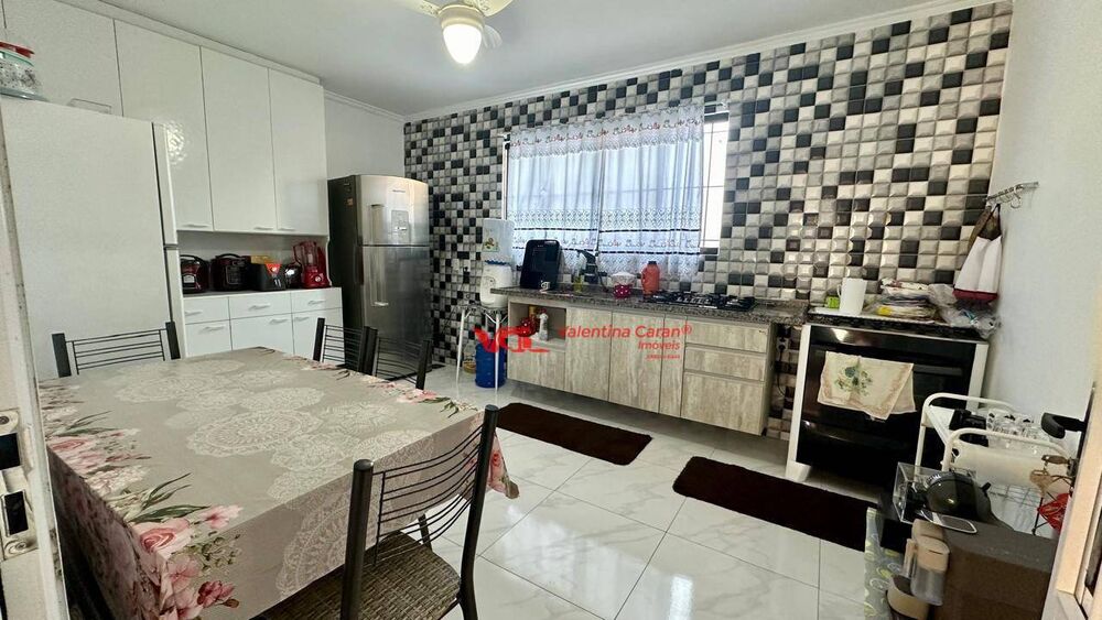 Chácara à venda com 4 quartos, 270m² - Foto 4