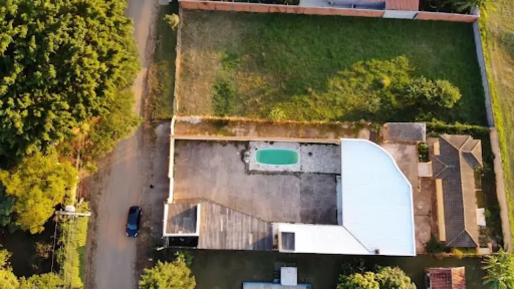 Chácara, 3 quartos, 1050 m² - Foto 1