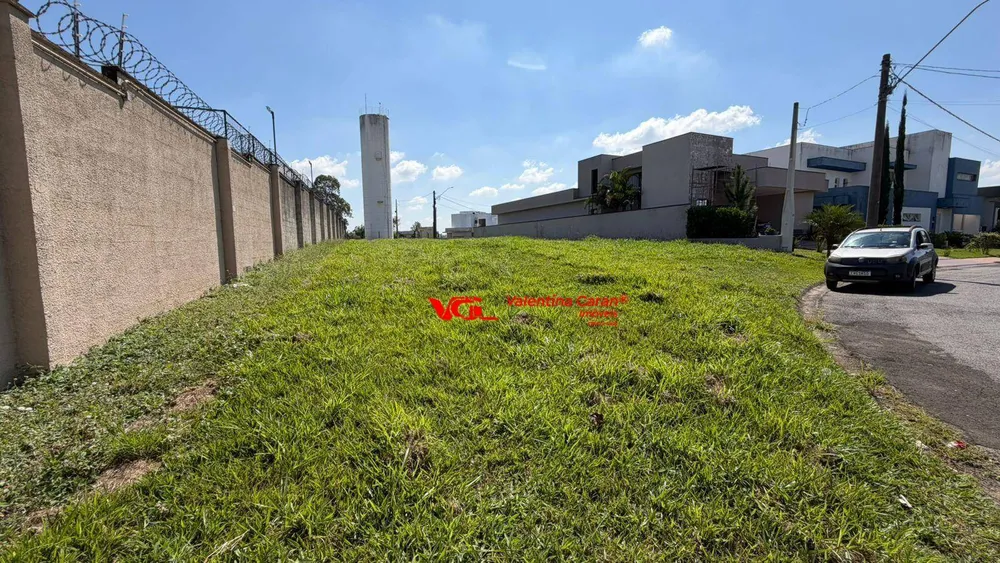 Loteamento e Condomínio, 827 m² - Foto 1