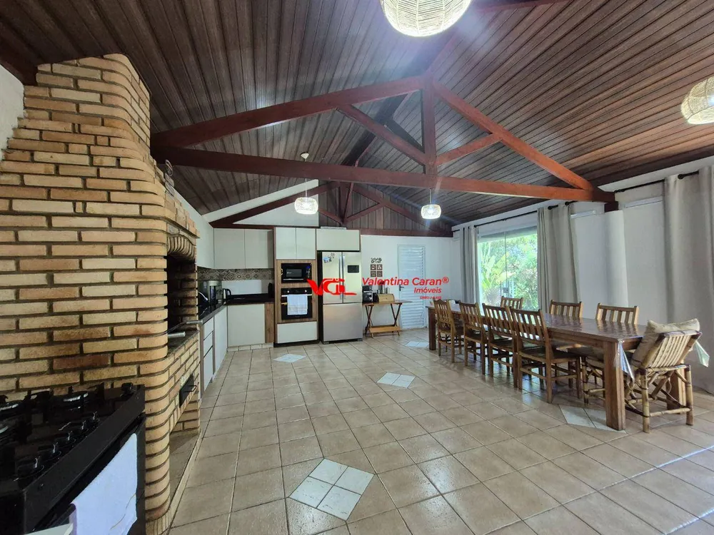 Chácara, 5 quartos, 1500 m² - Foto 4