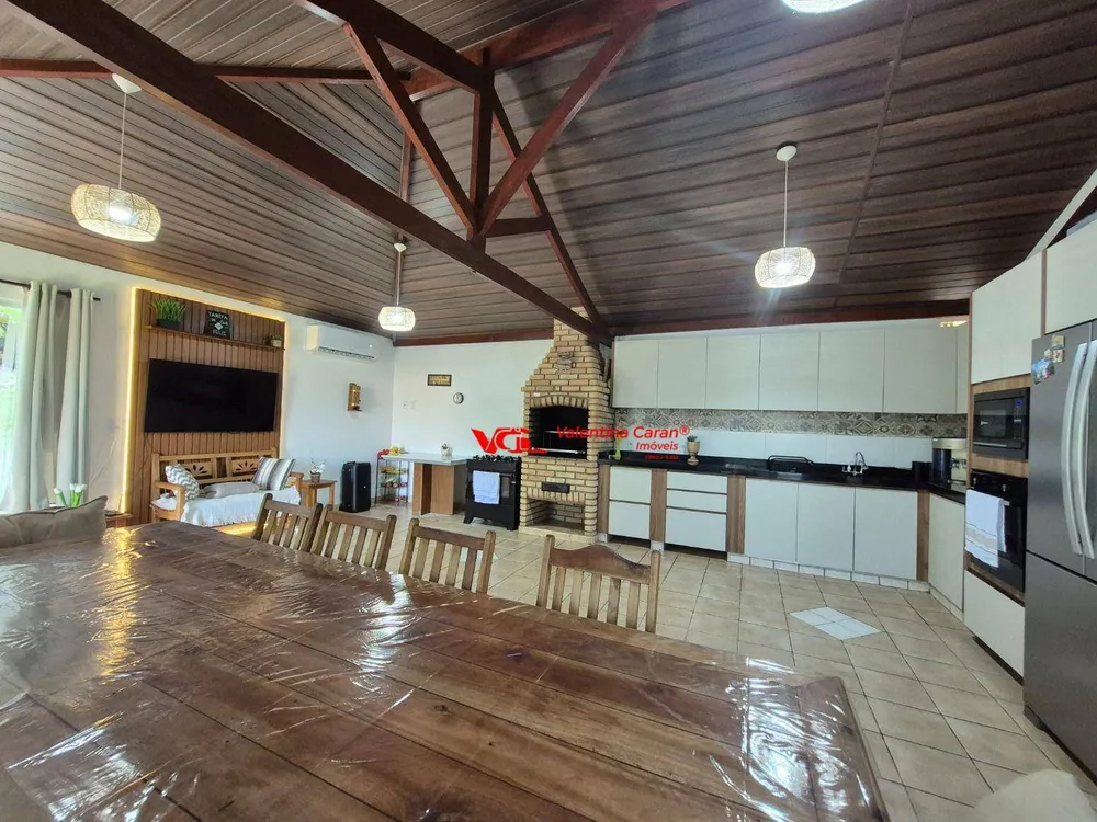 Chácara, 5 quartos, 1500 m² - Foto 3