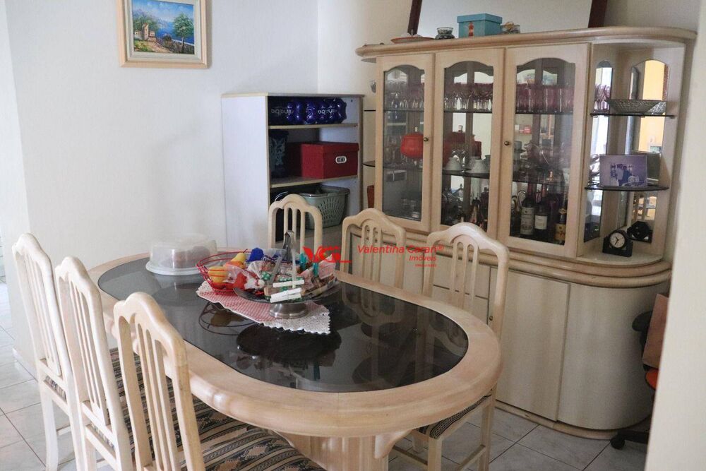 Casa à venda com 2 quartos, 164m² - Foto 6