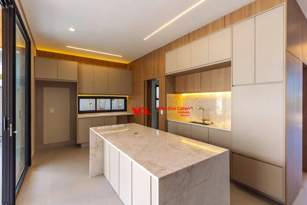 Sobrado, 4 quartos, 287 m² - Foto 4