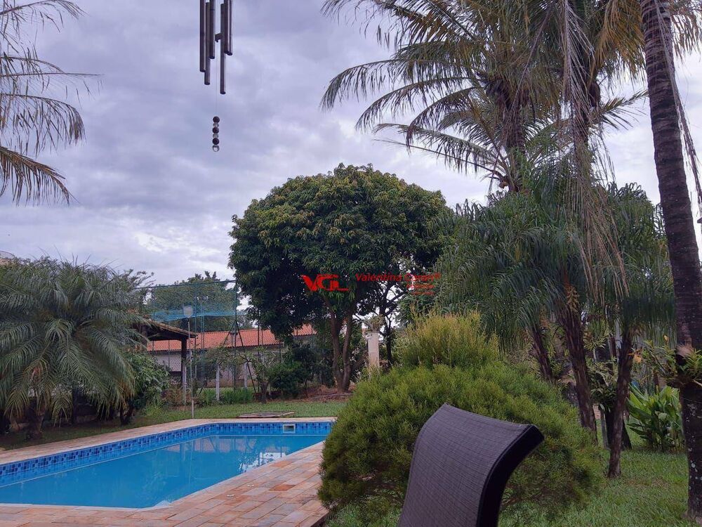 Chácara, 3 quartos, 1000 m² - Foto 1