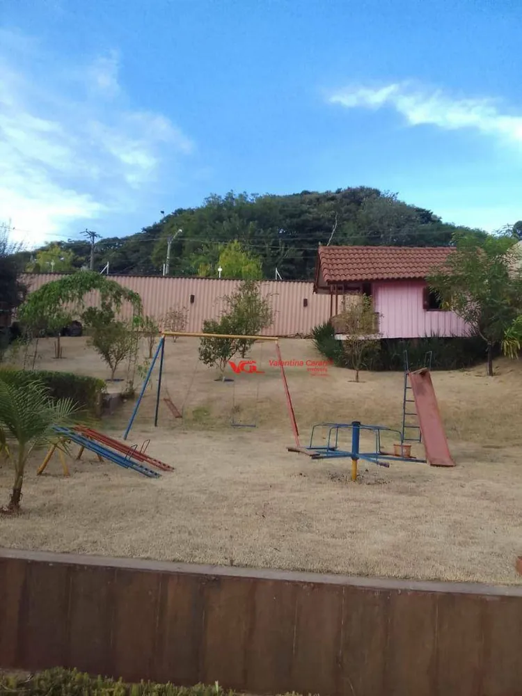 Chácara, 4 quartos, 1000 m² - Foto 1